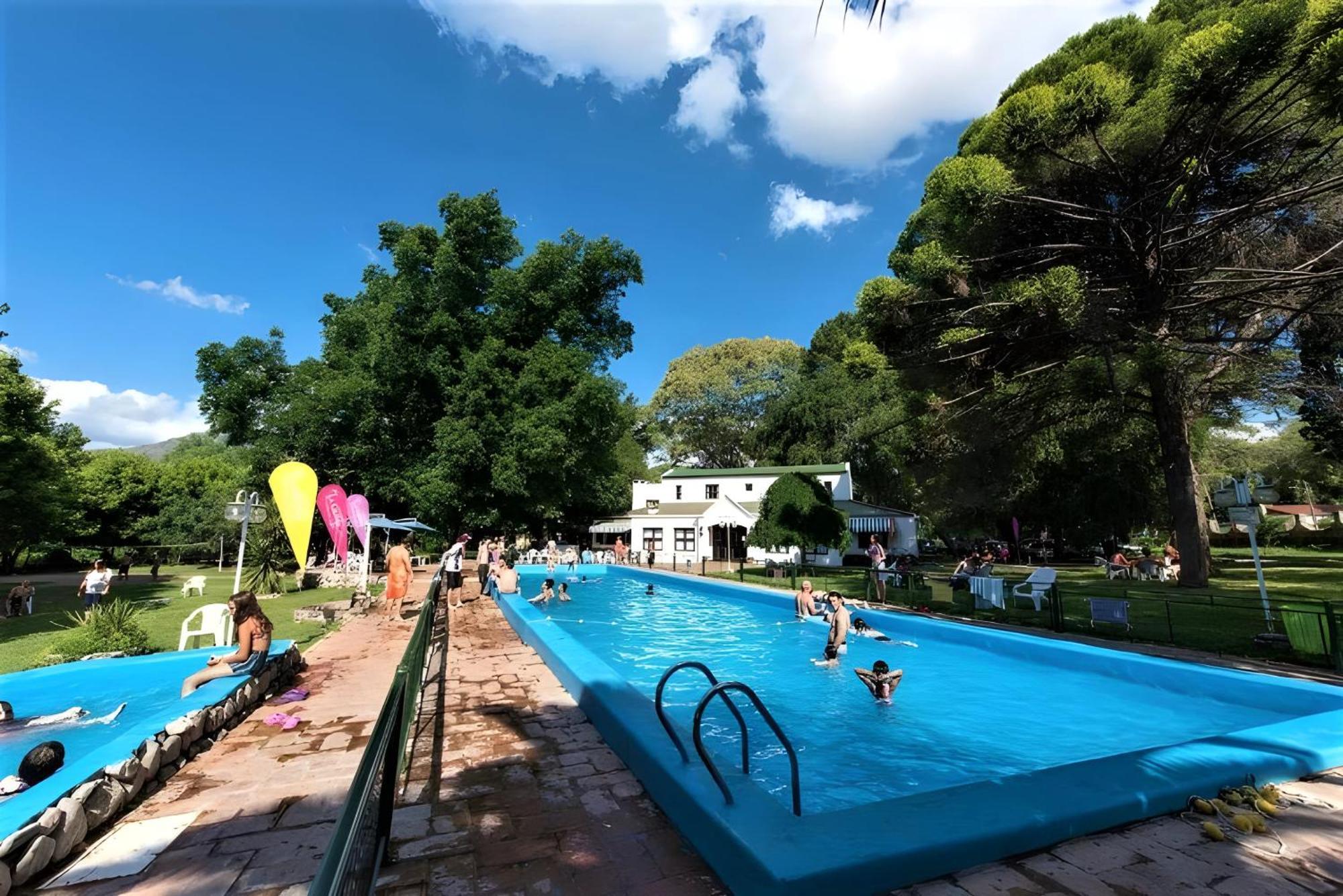 Готель Casablanca La Granja De Capilla Капілья-дель-Монте Екстер'єр фото